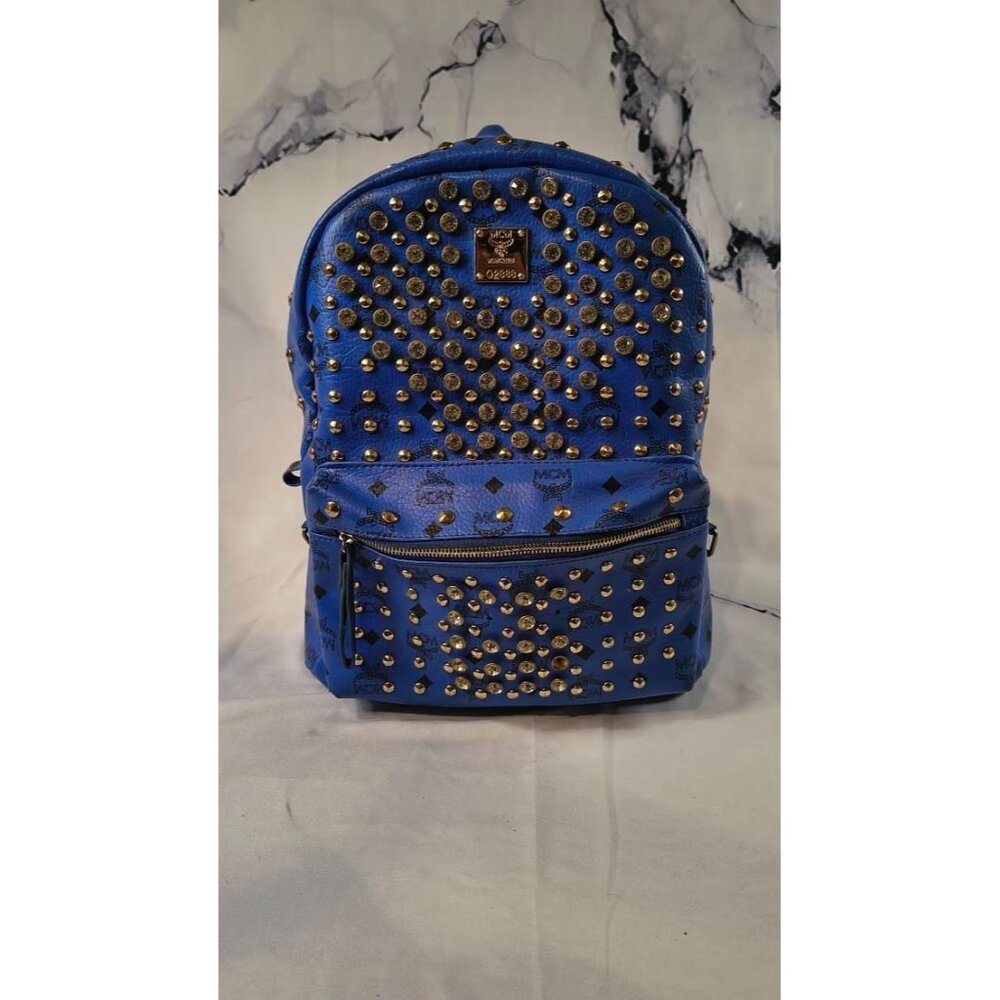 BEAUTIFUL MCM Munchen Iconic Blue Leather Studded Visetos Medium Backpack Bag